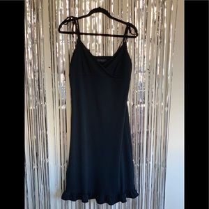 🎁 (4 for $25) Black Express Dress